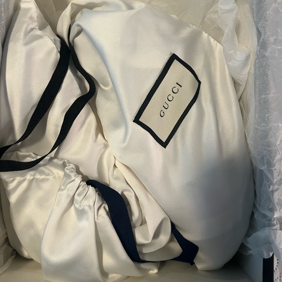 100% Authentic Gucci Wedges/Espadrilles - Picture 2 of 6